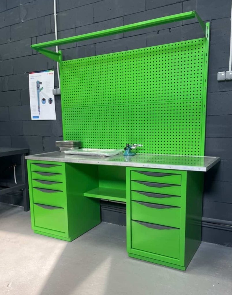 workbench-green